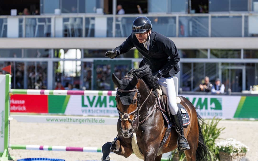 Deutschlands U25 Springpokal: Sören Suppert fliegt in Hagen zum Sieg