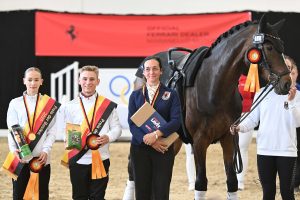 Felix Wöhe und Greta Helene Liebig gewinnen im Pas de Deux